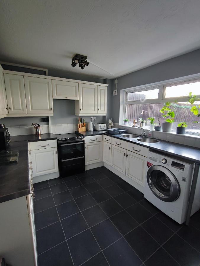 Cosy House In Birmingham Excellent Connections To City Centre Exterior photo