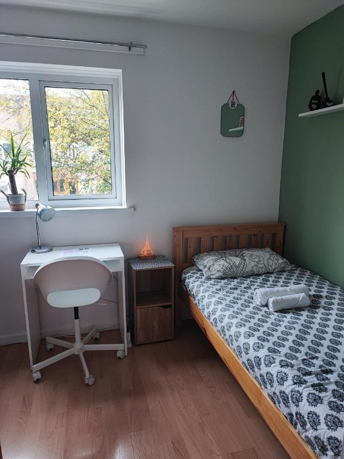Cosy House In Birmingham Excellent Connections To City Centre Exterior photo